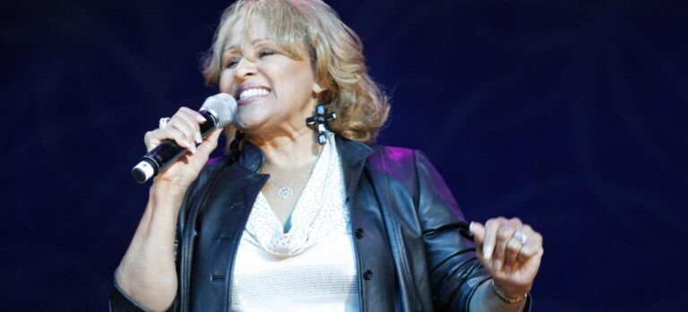 Darlene Love | Rock & Roll Hall of Fame